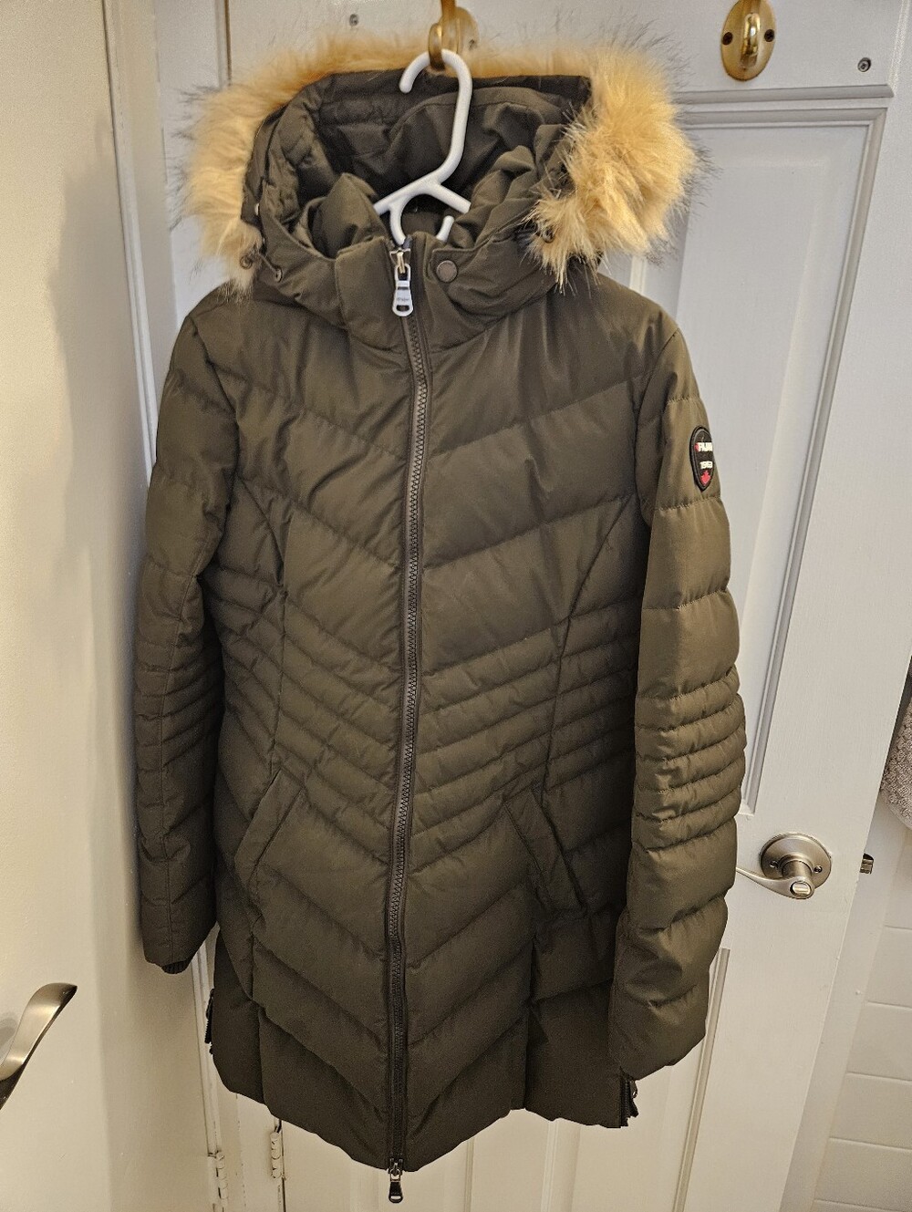Pajar Olive Green Puffer Coat w/Faux Fur Hood Size M - NWOT